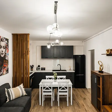 Apartbnb Experience 15 * Brasov